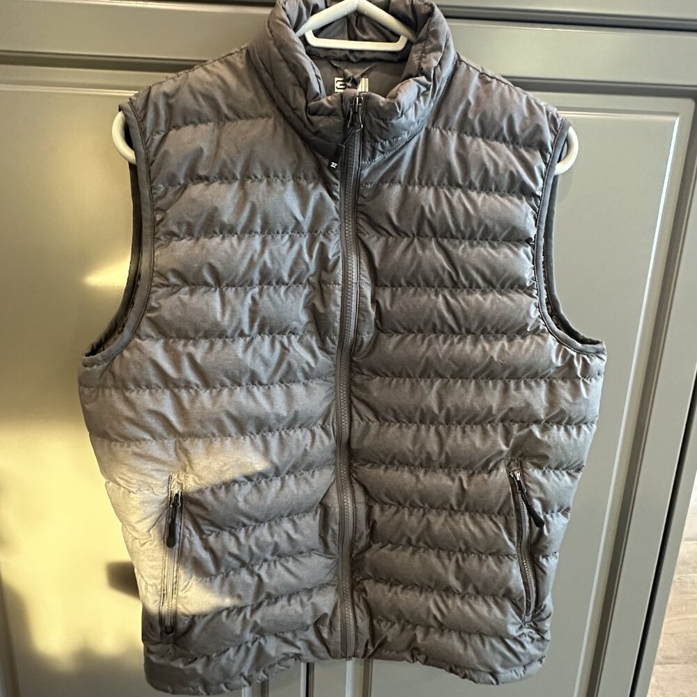32° Degrees Grey Puffer Vest | Size Medium | Lightweight Down Insulated Vest